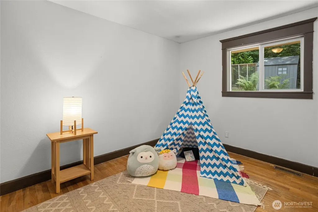 2388 Anderson Hill Rd SW Port Orchard WA 98367