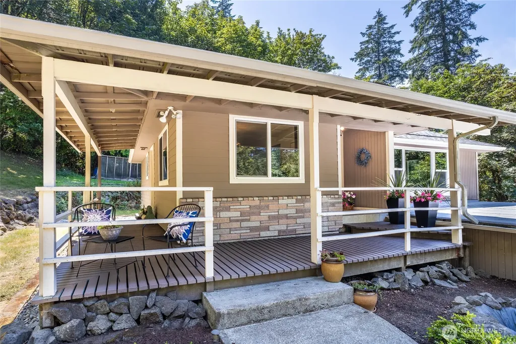 2388 Anderson Hill Rd SW Port Orchard WA 98367