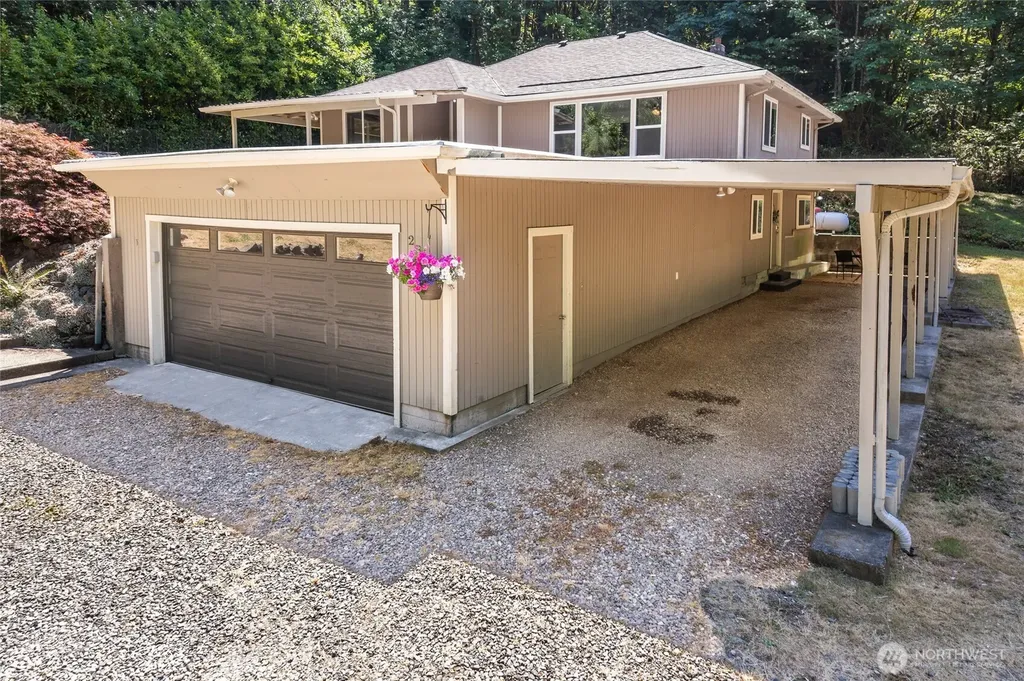 2388 Anderson Hill Rd SW Port Orchard WA 98367