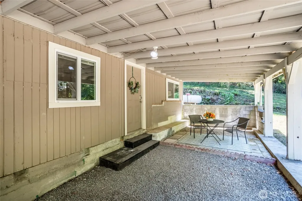 2388 Anderson Hill Rd SW Port Orchard WA 98367