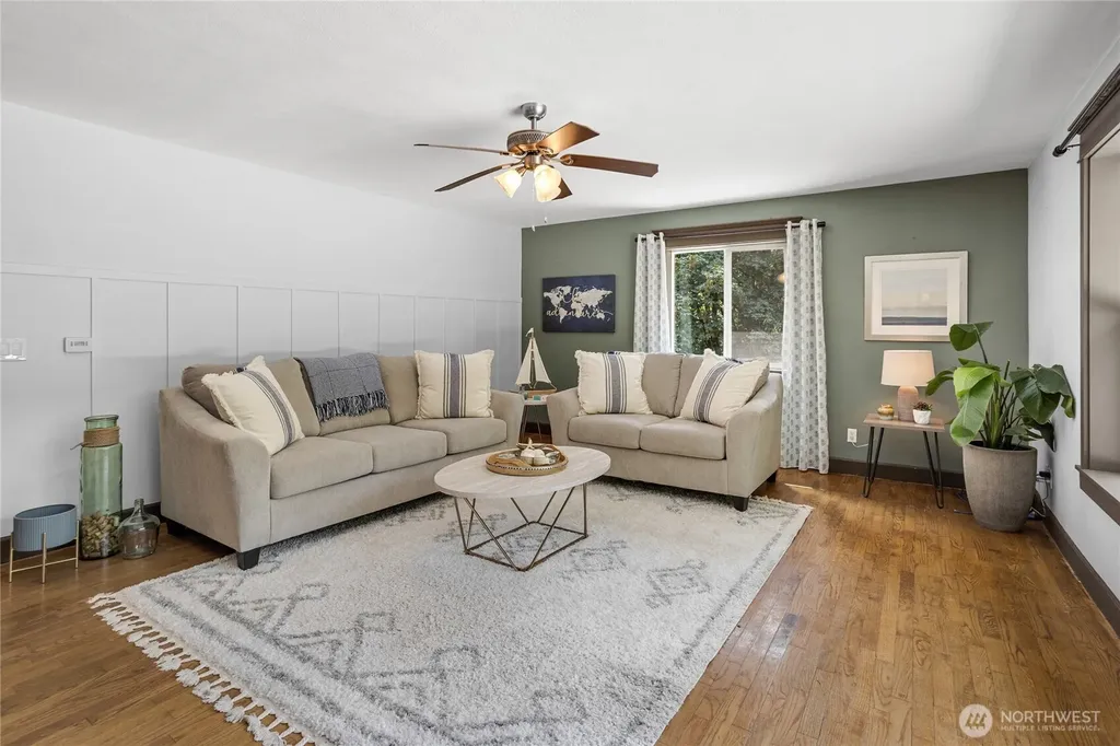 2388 Anderson Hill Rd SW Port Orchard WA 98367