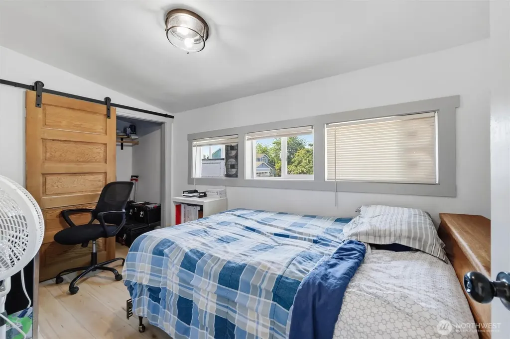 214 E 68th Street Tacoma WA 98404