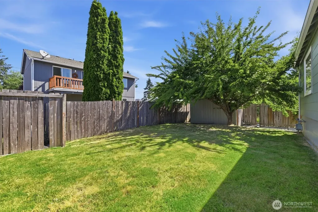 214 E 68th Street Tacoma WA 98404