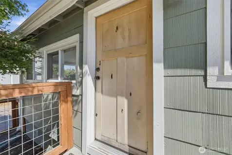 214 E 68th Street Tacoma WA 98404