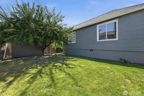214 E 68th Street Tacoma WA 98404