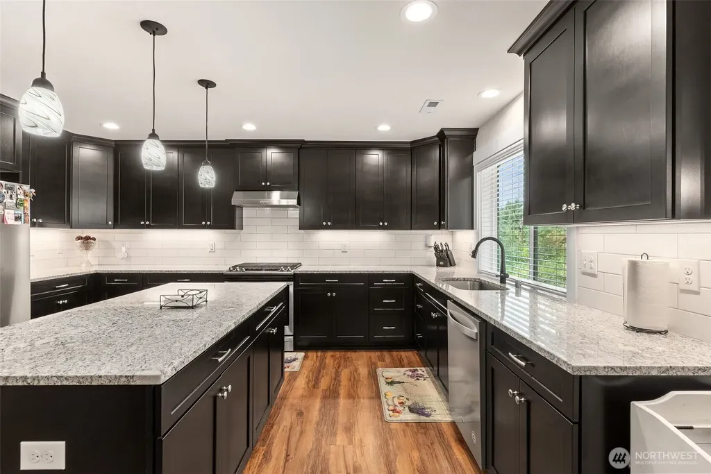 409 Ofarrell Cutoff Road E Bonney Lake WA 98391