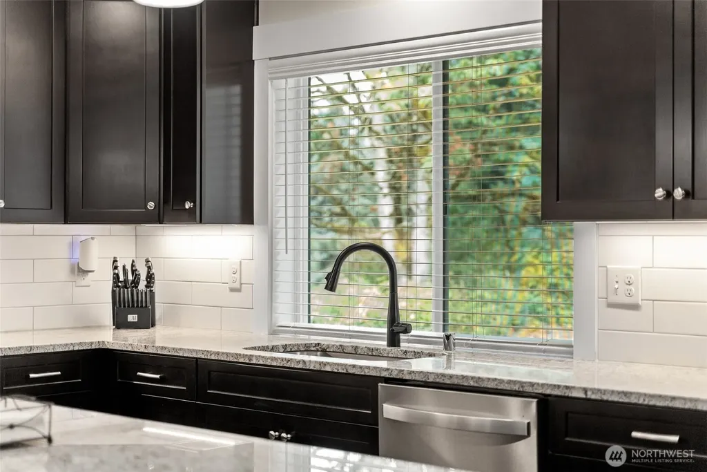 409 Ofarrell Cutoff Road E Bonney Lake WA 98391