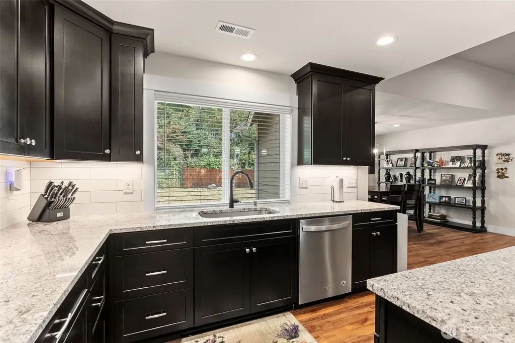 409 Ofarrell Cutoff Road E Bonney Lake WA 98391