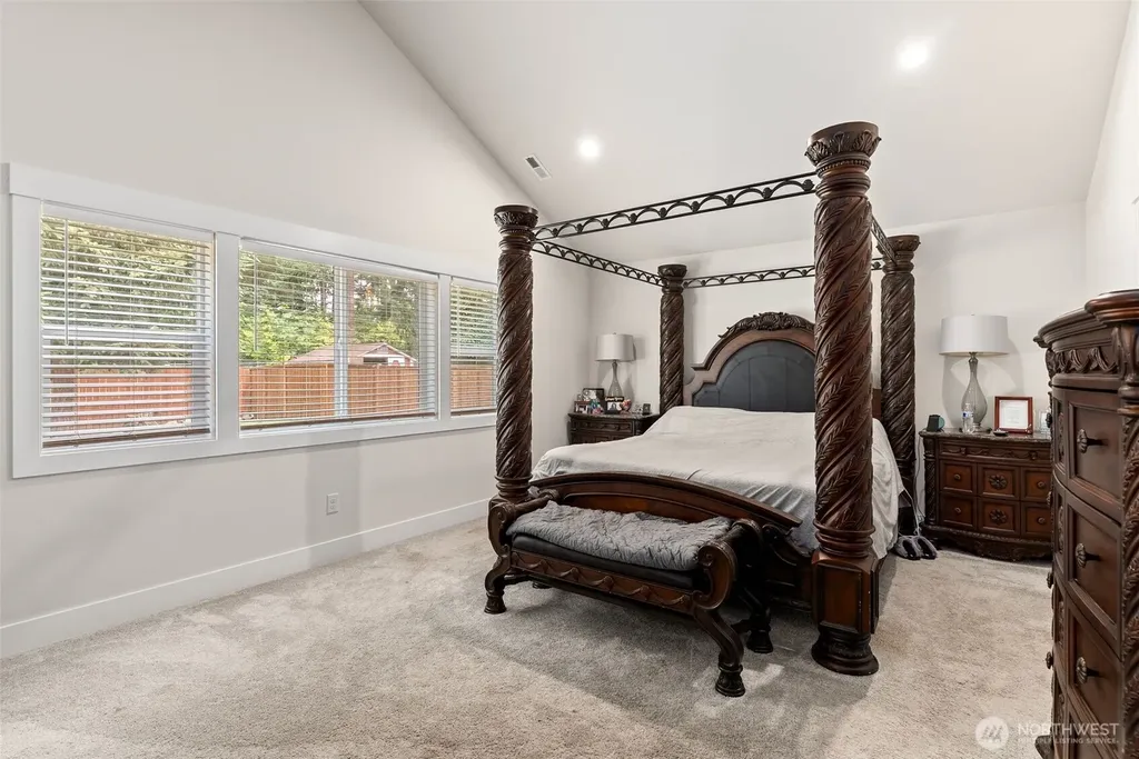 409 Ofarrell Cutoff Road E Bonney Lake WA 98391