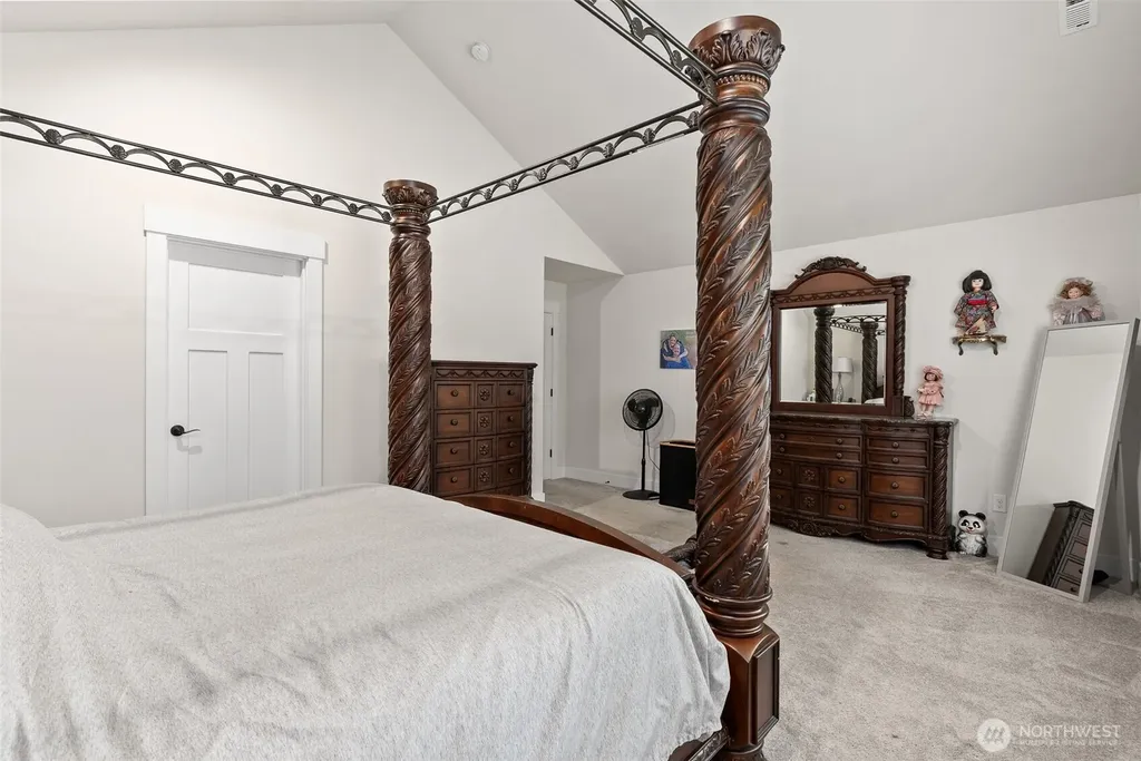 409 Ofarrell Cutoff Road E Bonney Lake WA 98391