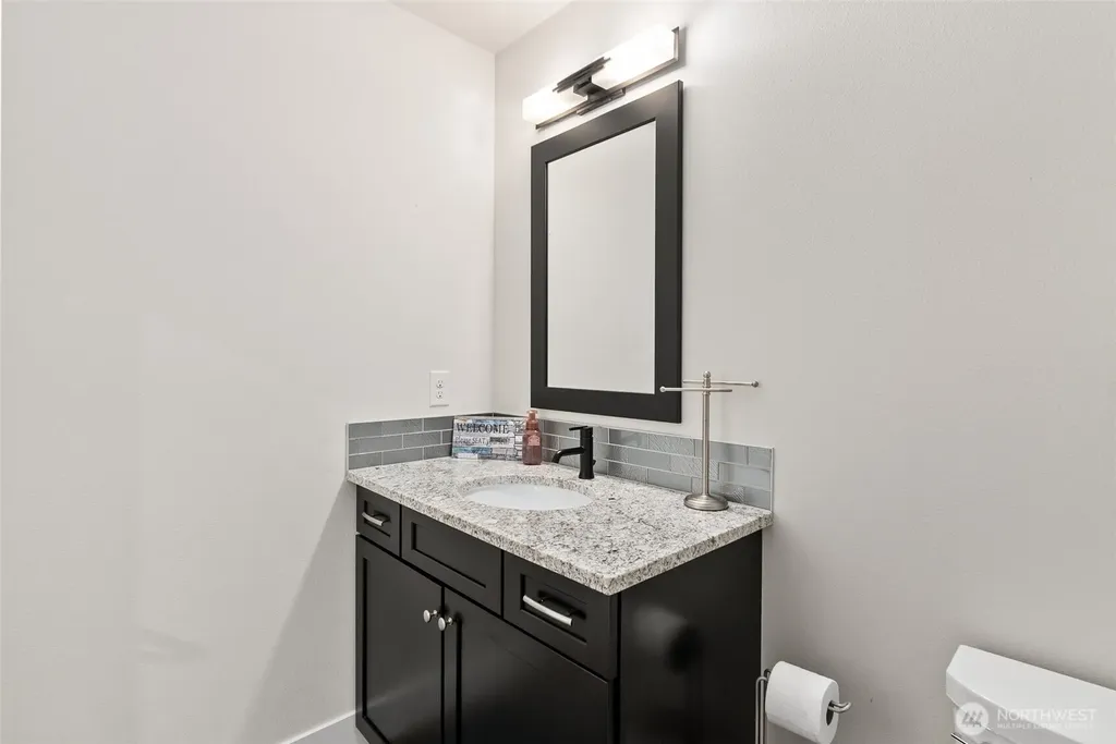 409 Ofarrell Cutoff Road E Bonney Lake WA 98391