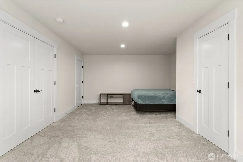 409 Ofarrell Cutoff Road E Bonney Lake WA 98391