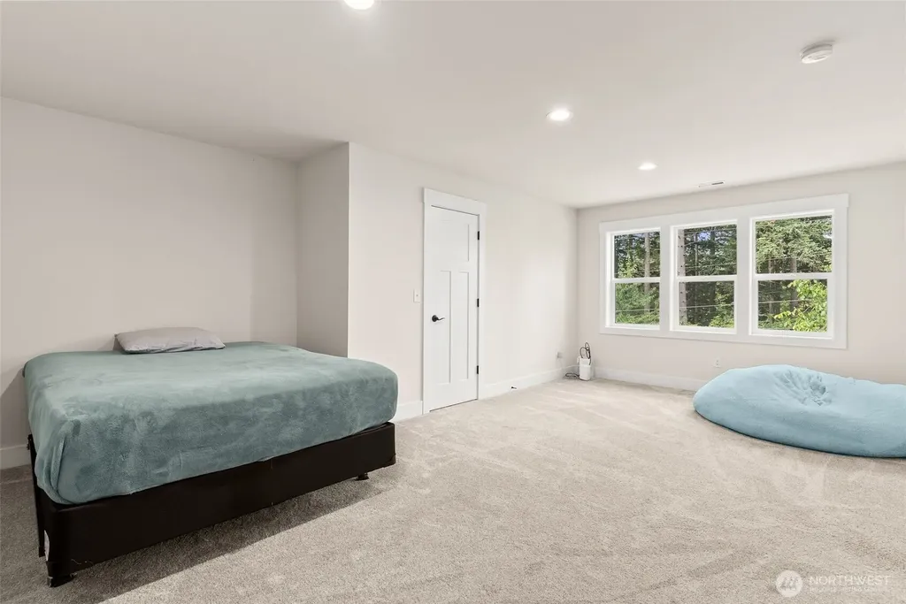 409 Ofarrell Cutoff Road E Bonney Lake WA 98391