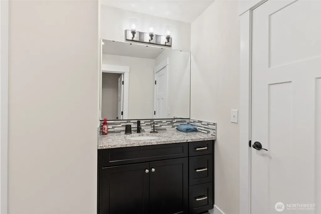 409 Ofarrell Cutoff Road E Bonney Lake WA 98391