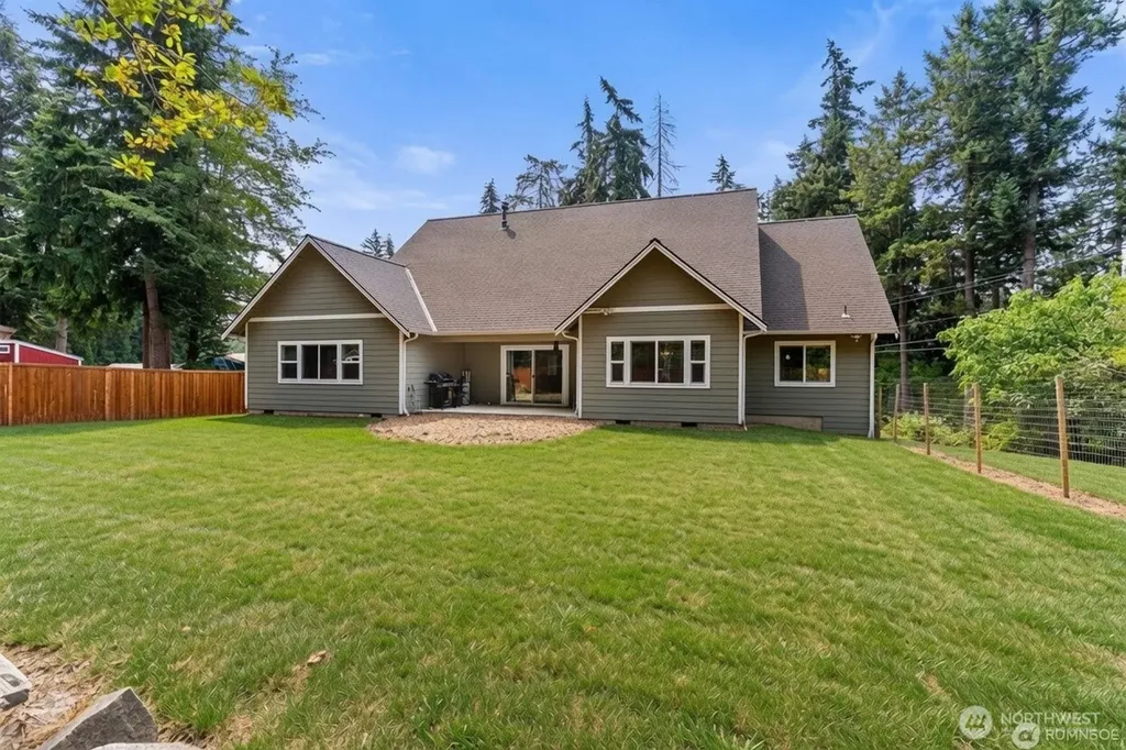 409 Ofarrell Cutoff Road E Bonney Lake WA 98391