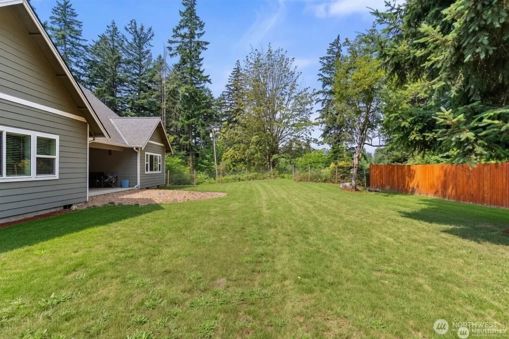 409 Ofarrell Cutoff Road E Bonney Lake WA 98391