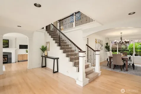 20230 NE 18th Place Sammamish WA 98074