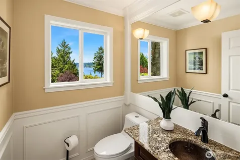20230 NE 18th Place Sammamish WA 98074