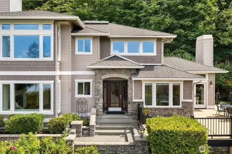 20230 NE 18th Place Sammamish WA 98074