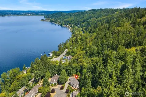 20230 NE 18th Place Sammamish WA 98074