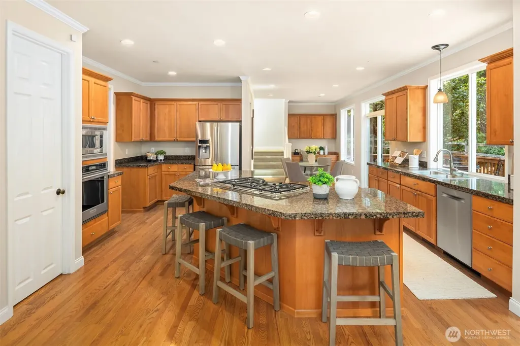 9463 221st Place NE Redmond WA 98053