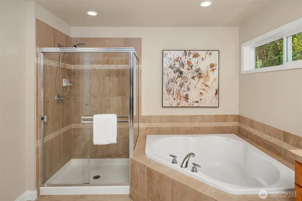 9463 221st Place NE Redmond WA 98053