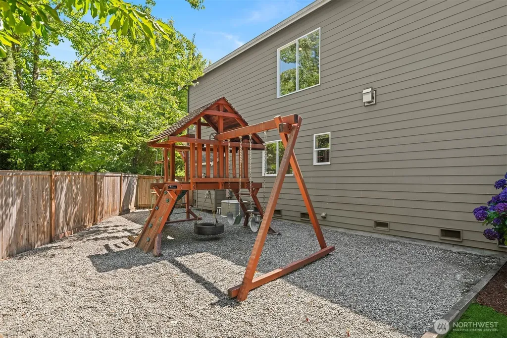 9463 221st Place NE Redmond WA 98053