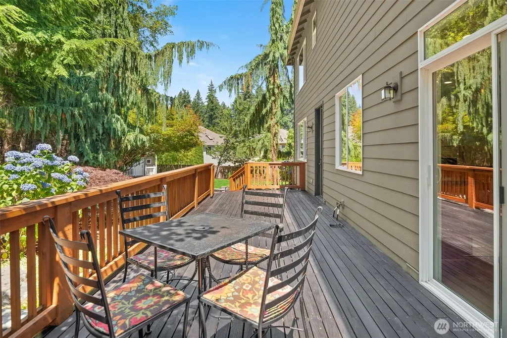 9463 221st Place NE Redmond WA 98053
