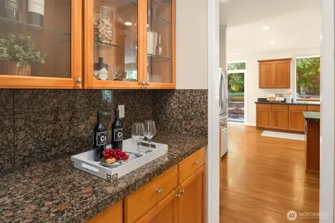 9463 221st Place NE Redmond WA 98053