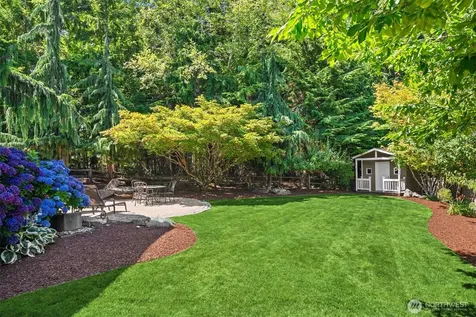 9463 221st Place NE Redmond WA 98053