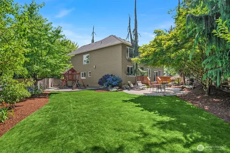 9463 221st Place NE Redmond WA 98053
