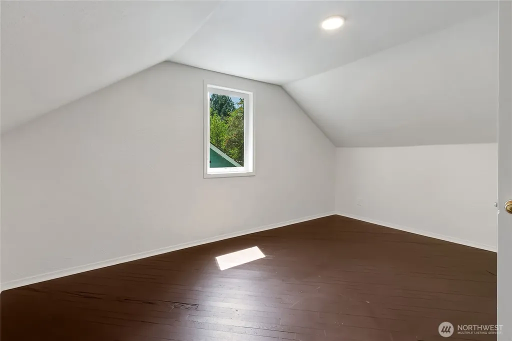 323 Milroy Street NW Olympia WA 98502