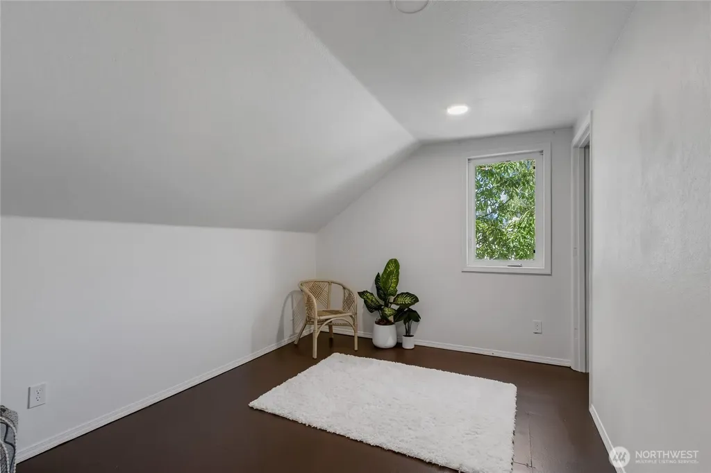 323 Milroy Street NW Olympia WA 98502