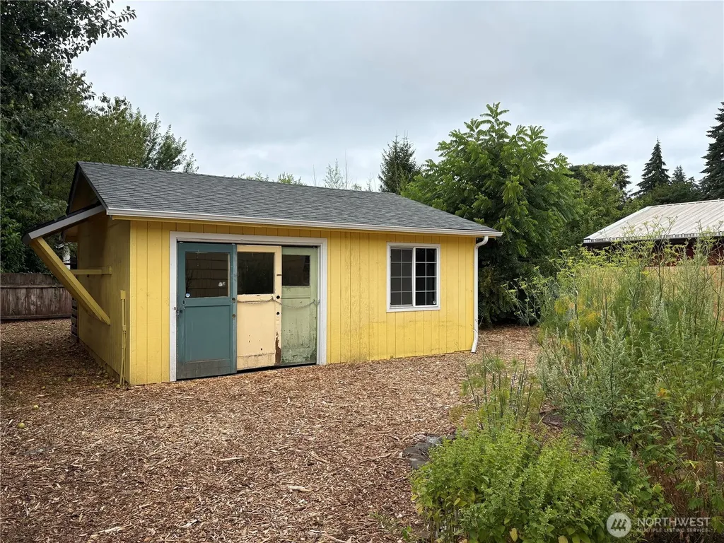 323 Milroy Street NW Olympia WA 98502