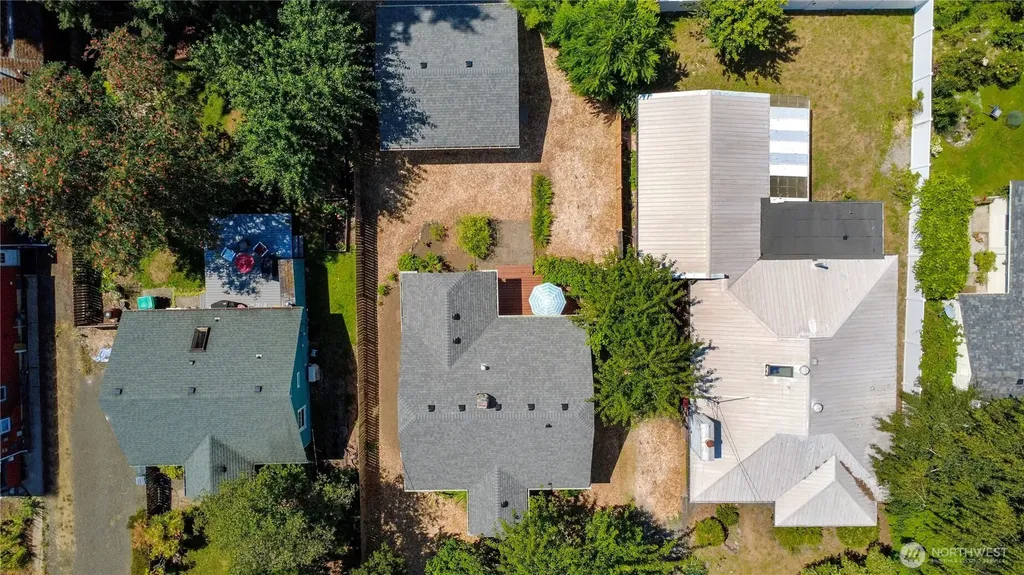 323 Milroy Street NW Olympia WA 98502
