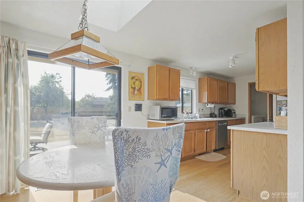 623 Hawks Glen Drive SE Olympia WA 98513