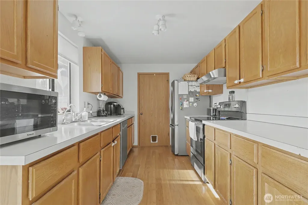 623 Hawks Glen Drive SE Olympia WA 98513