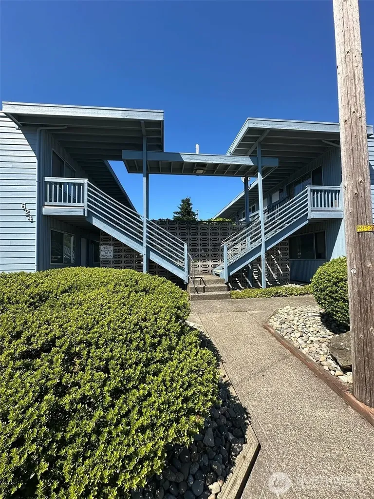 624 W Cedar Street Shelton WA 98584