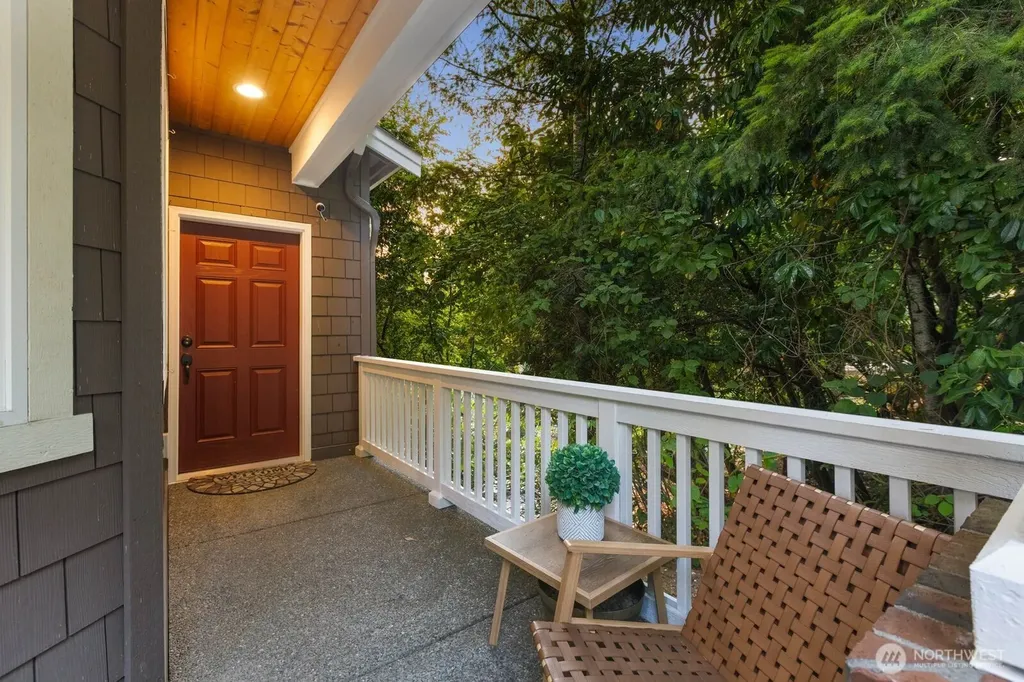 14008 SE 21st Place Bellevue WA 98007