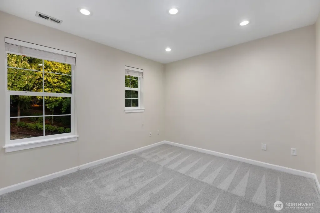 14008 SE 21st Place Bellevue WA 98007