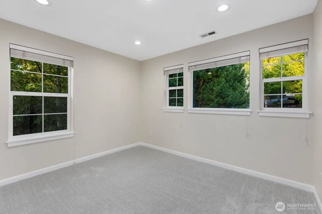 14008 SE 21st Place Bellevue WA 98007