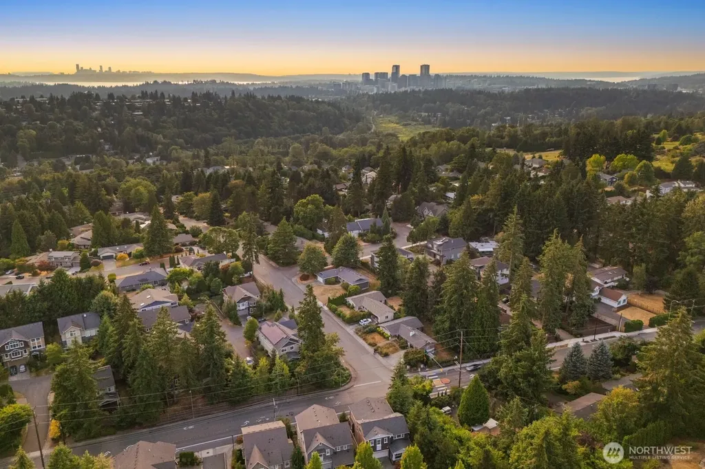 14008 SE 21st Place Bellevue WA 98007