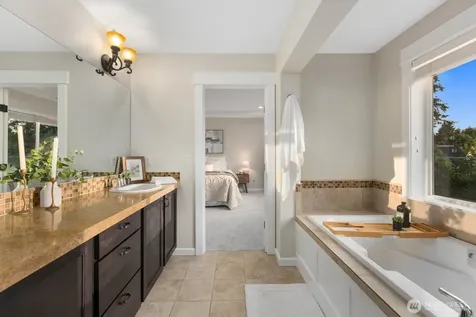 14008 SE 21st Place Bellevue WA 98007