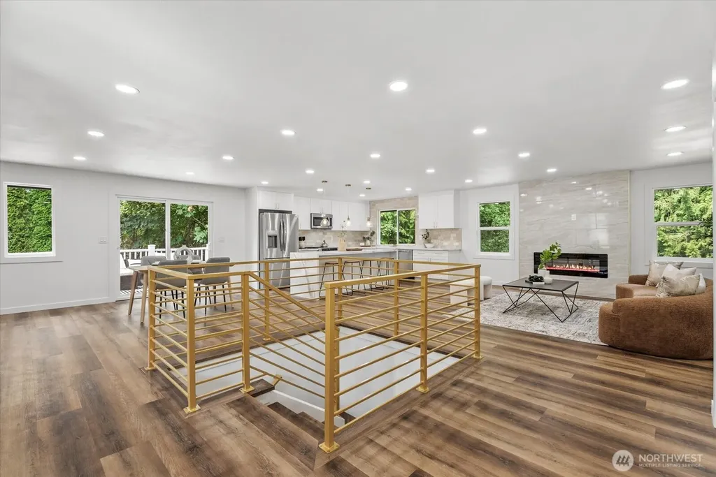 4103 204th Avenue NE Sammamish WA 98074