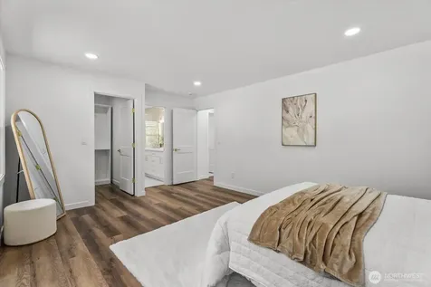 4103 204th Avenue NE Sammamish WA 98074