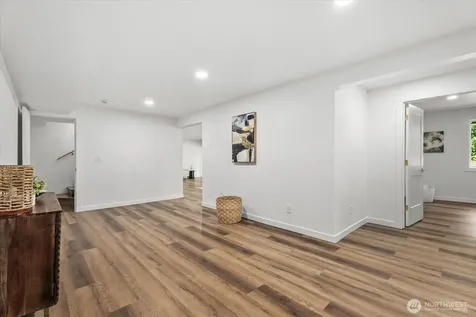 4103 204th Avenue NE Sammamish WA 98074