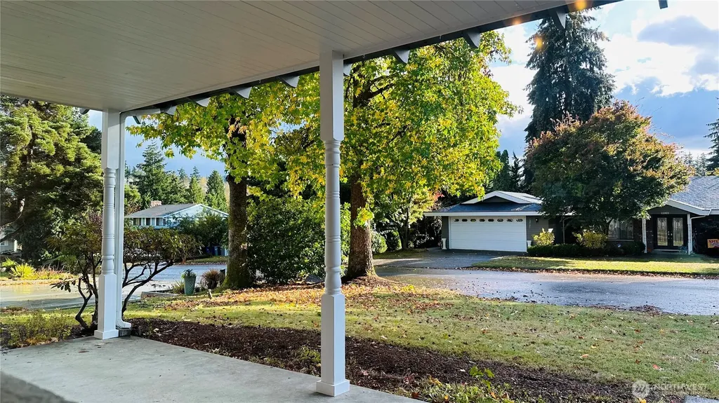 12920 SE 68th Street Bellevue WA 98006