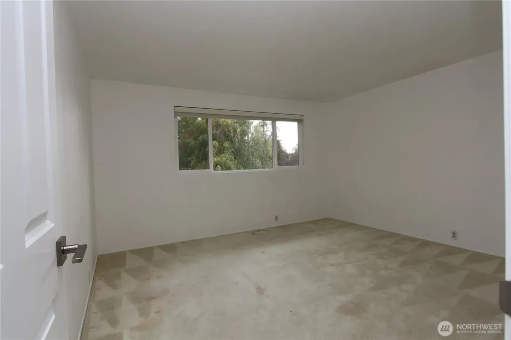 12920 SE 68th Street Bellevue WA 98006