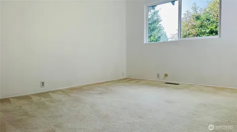 12920 SE 68th Street Bellevue WA 98006