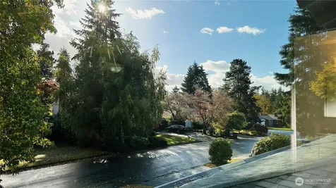 12920 SE 68th Street Bellevue WA 98006